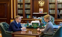Алексей Текслер провел рабочую встречу с уполномоченным по правам человека в регионе Юлией Сударенко 